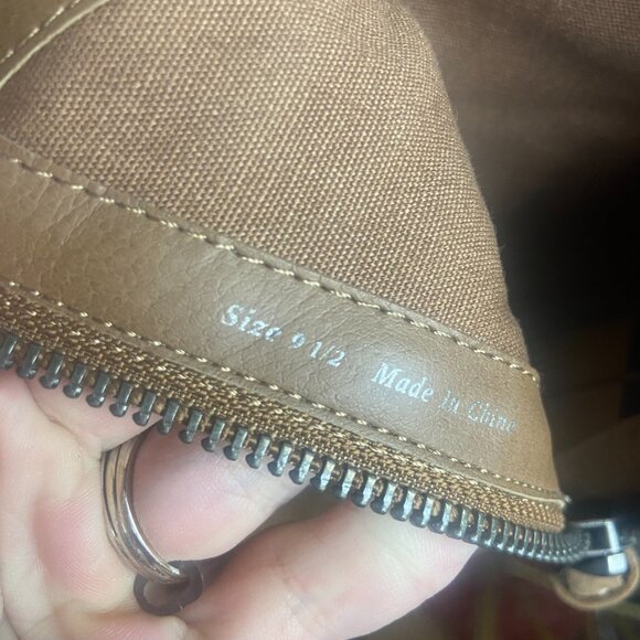 Dolce Vita Size 9.5 Juneau Ankle Boots Fringe Chain Neutral Brown Shoes Suede - Picture 3 of 8